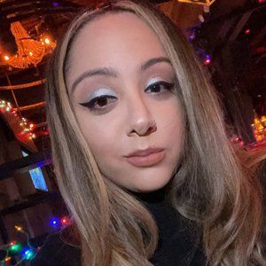 Meet your Posher, Ty